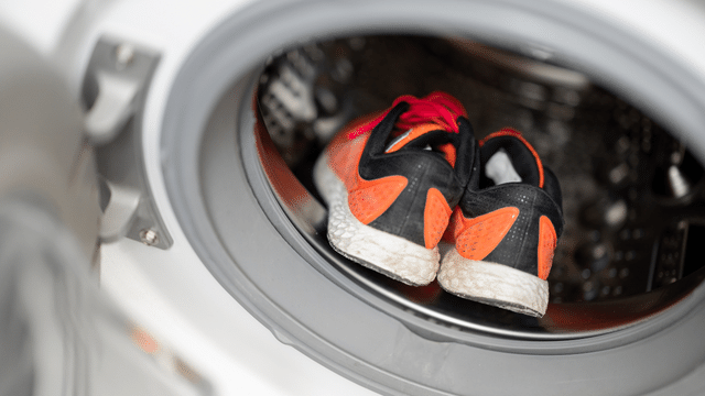 how to wash hoka shoes in washing machine