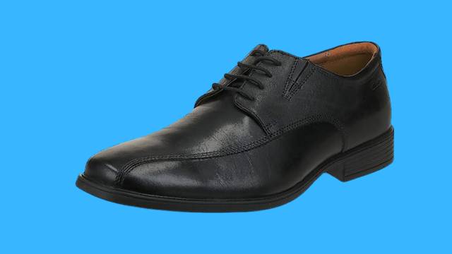 Clarks Mens Tilden Walk Oxford Review: A Classic Shoe for the Modern Man