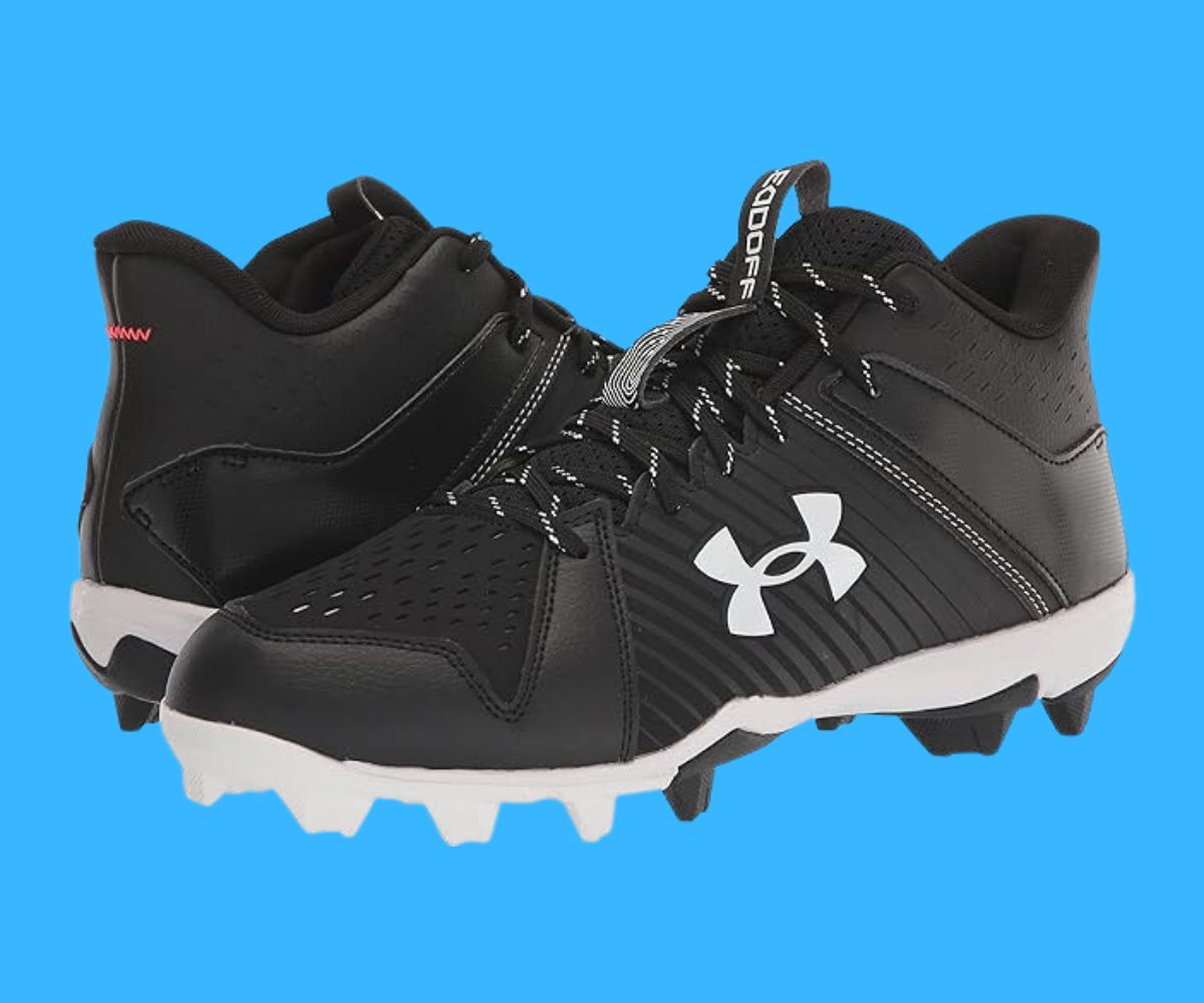 Under Armour Men's Leadoff Mid Rubber Molded Baseball Cleat Shoe Review